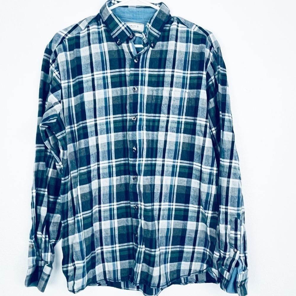 Jack’s size L plaid long sleeve button down shirt